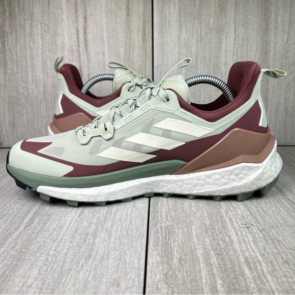 NEW Adidas Terrex Free Hiker 2.0 Boost Trail Sneaker Boot Women’s Size 10 - Picture 2 of 10